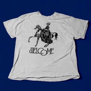 XL men’s skater Graphic welcome White T-Shirt